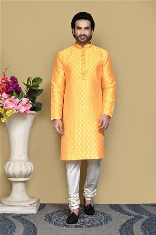 https://media.vinhemfashion.com/Images/RajsahiVol6AVLS5574JXD2RF6T0/image/designer